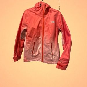 Northface Women’s Hyvent 2.5 Small Jacket.